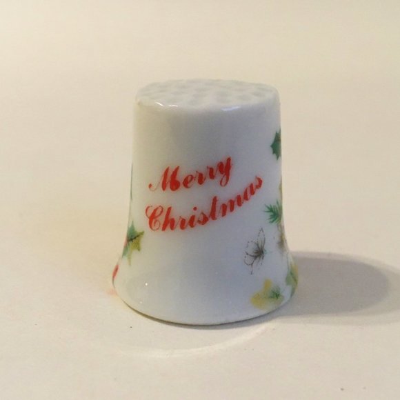 Merry Christmas Thimble Vintage Poinsettia Flowers - Picture 1 of 6